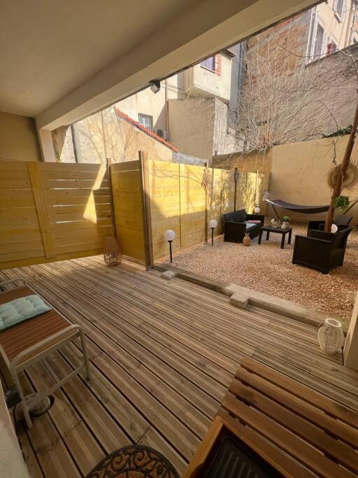 Appart 1 Chambre Intra-Muros Avec Jardin Avignon Exterior photo