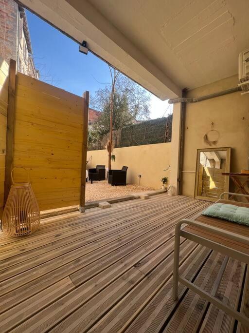 Appart 1 Chambre Intra-Muros Avec Jardin Avignon Exterior photo